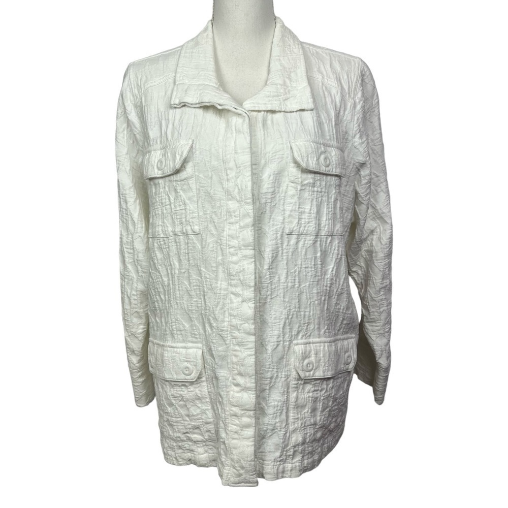 CJ Banks Women’s Jacket/Blazer Sz 1X (14/16) White Raised Pattern Button Front